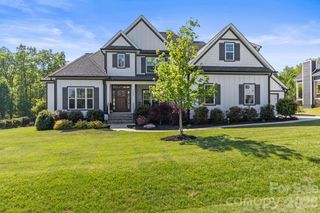 208 Hidden Meadows Drive, Mooresville, NC 28117