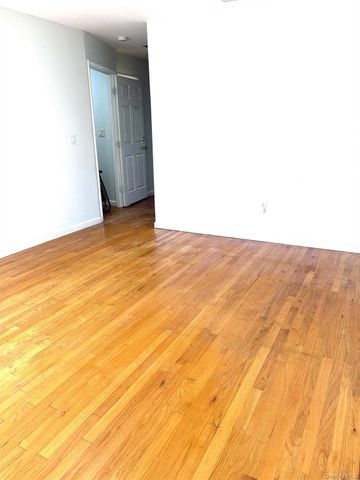 114-67 Taipei Court, College Point, NY 11356