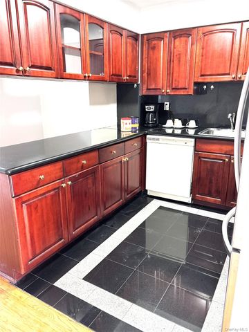 114-67 Taipei Court, College Point, NY 11356