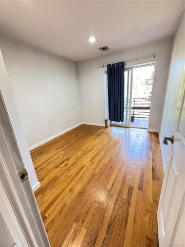 114-67 Taipei Court, College Point, NY 11356