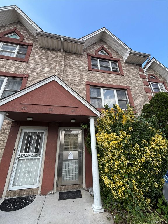 114-67 Taipei Court, College Point, NY 11356