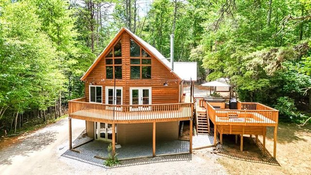 2 Watson Gap Road, Mineral Bluff, GA 30559