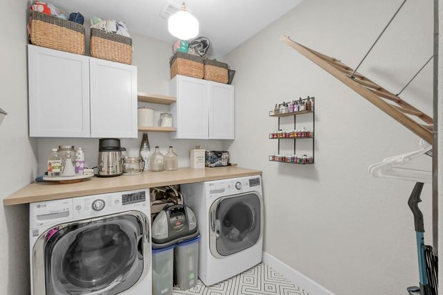 126 Wood Drake Place, Tomball, TX 77375