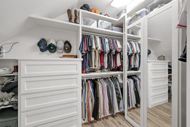 126 Wood Drake Place, Tomball, TX 77375