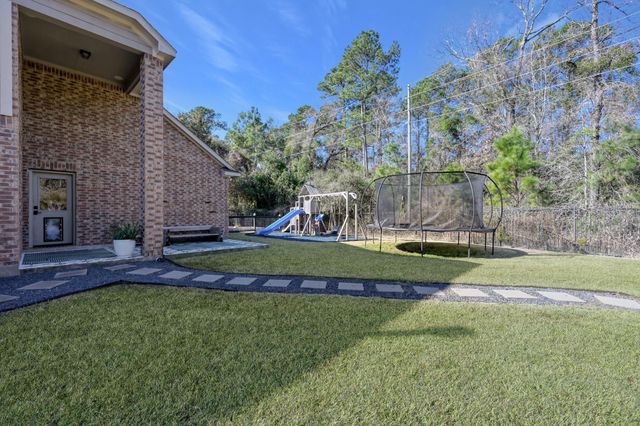 126 Wood Drake Place, Tomball, TX 77375