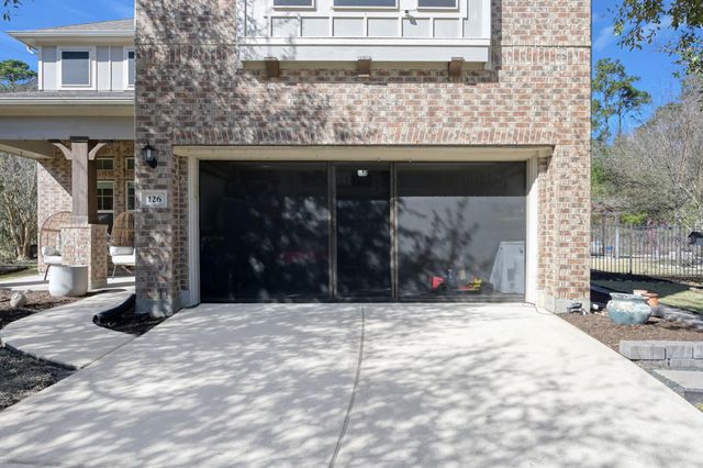 126 Wood Drake Place, Tomball, TX 77375