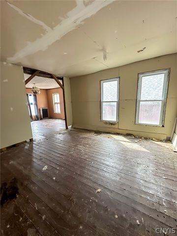 736 Roberts Street, Utica, NY 13502