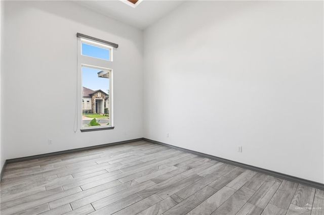 1612 Red River Avenue, Edinburg, TX 78539