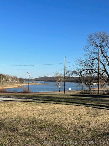 220 Belt Avenue, Eufaula, OK 74432