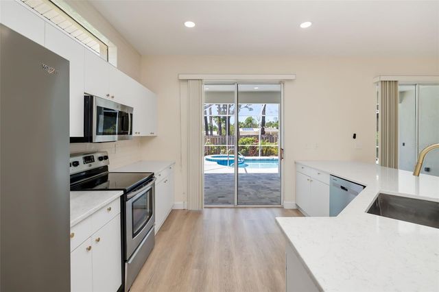 5370 MATTHEW COURT, Sarasota, FL 34231