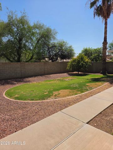 2925 E BLACKHAWK Drive, Phoenix, AZ 85050