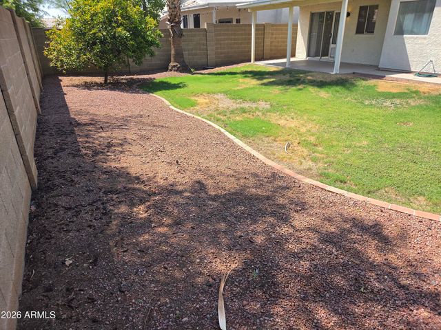 2925 E BLACKHAWK Drive, Phoenix, AZ 85050