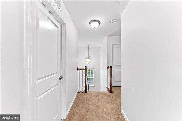33 BARKLEY CT, Dover, DE 19904