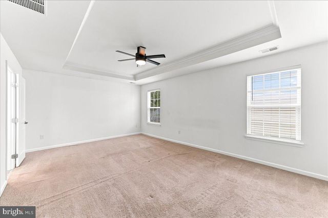 33 BARKLEY CT, Dover, DE 19904