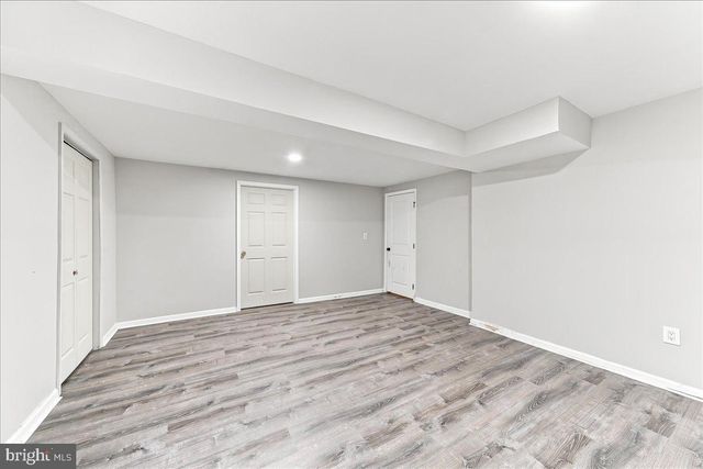 33 BARKLEY CT, Dover, DE 19904