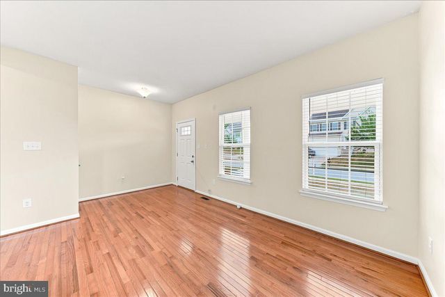 33 BARKLEY CT, Dover, DE 19904