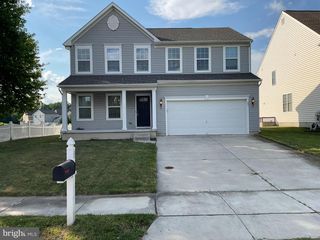 33 BARKLEY CT, Dover, DE 19904
