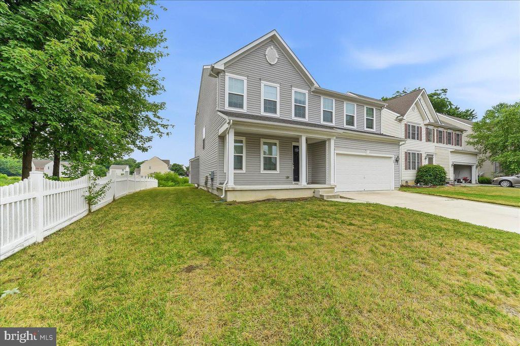 33 BARKLEY CT, Dover, DE 19904