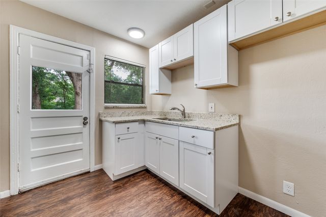 1110 Lucille Street, Irving, TX 75060