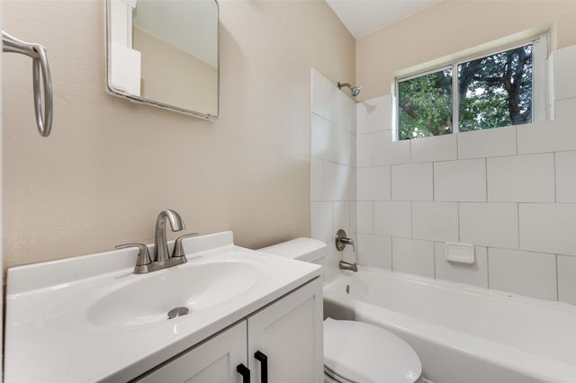 1110 Lucille Street, Irving, TX 75060