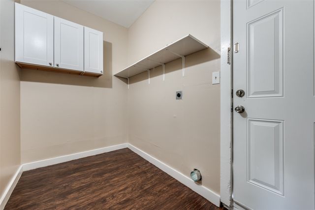 1110 Lucille Street, Irving, TX 75060