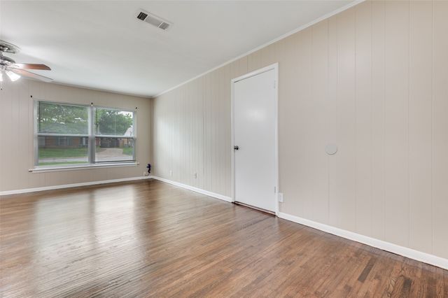 1110 Lucille Street, Irving, TX 75060