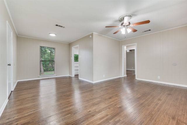 1110 Lucille Street, Irving, TX 75060