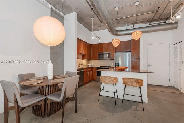 2001 Biscayne Blvd 2310, Miami, FL 33137