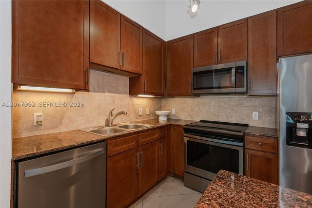 2001 Biscayne Blvd 2310, Miami, FL 33137
