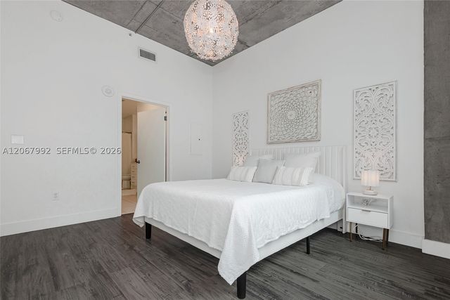 2001 Biscayne Blvd 2310, Miami, FL 33137