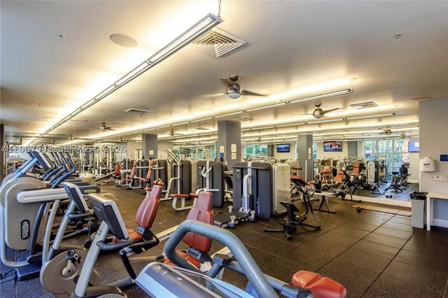 2001 Biscayne Blvd 2310, Miami, FL 33137