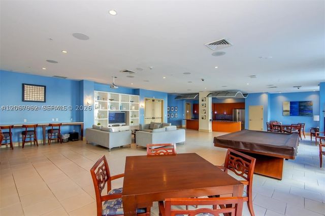 2001 Biscayne Blvd 2310, Miami, FL 33137