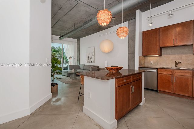 2001 Biscayne Blvd 2310, Miami, FL 33137