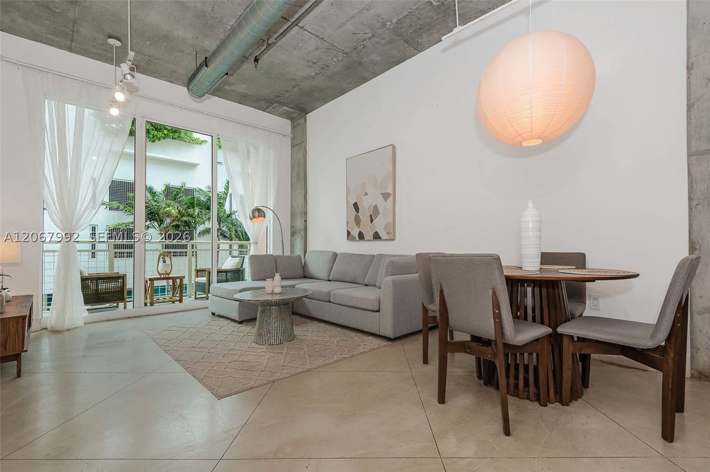 2001 Biscayne Blvd 2310, Miami, FL 33137