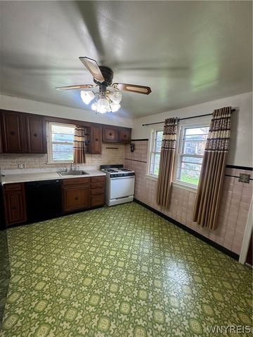 465 18th Street, Niagara Falls, NY 14303