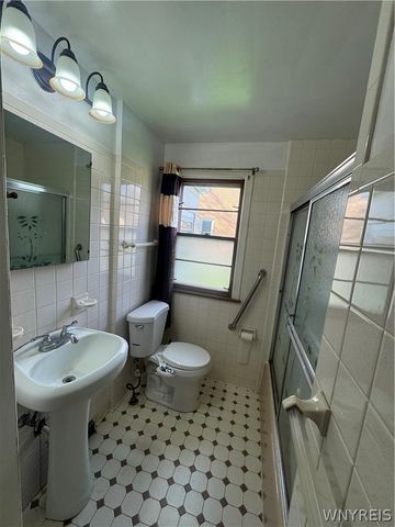 465 18th Street, Niagara Falls, NY 14303