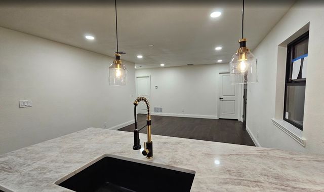 1001 E Star Street, Gainesville, TX 76240