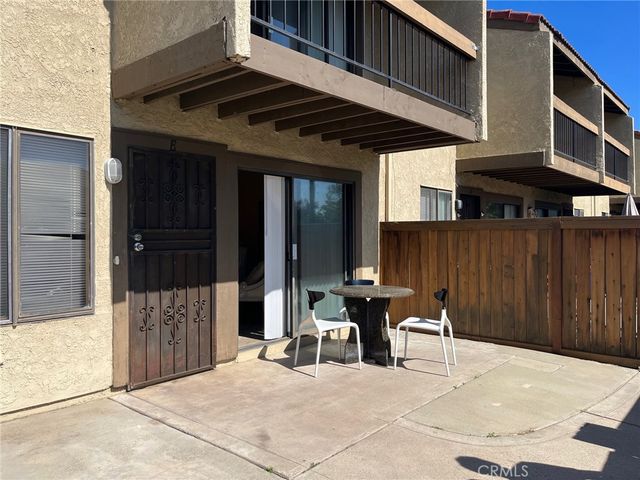 9250 Citrus Ave. E, Fontana, CA 92335