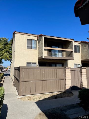 9250 Citrus Ave. E, Fontana, CA 92335