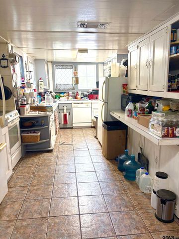 1708 FM 1519, Leesburg, TX 75451