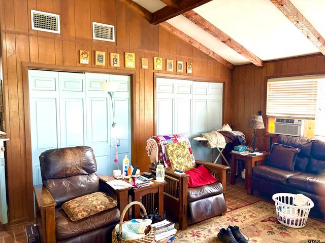 1708 FM 1519, Leesburg, TX 75451