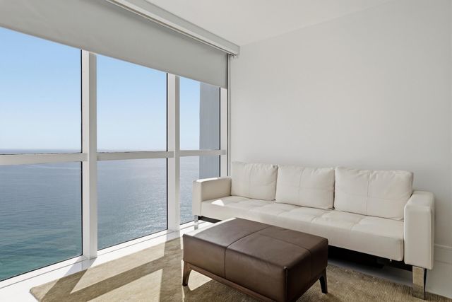 18201 Collins Avenue PH 5109, Sunny Isles Beach, FL 33160