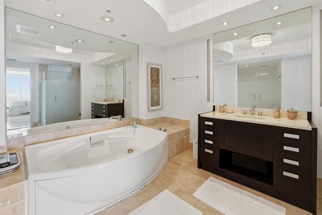 18201 Collins Avenue PH 5109, Sunny Isles Beach, FL 33160