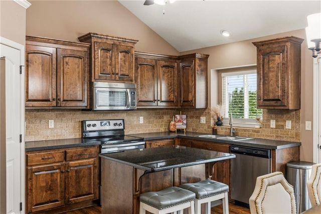 4713 Chester Avenue, Kansas City, KS 66106