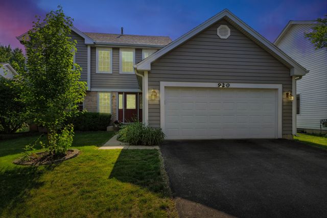 920 Matthew Court, Naperville, IL 60540