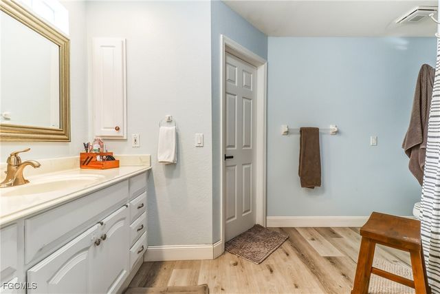 1023 SE 4th ST, Cape Coral, FL 33990