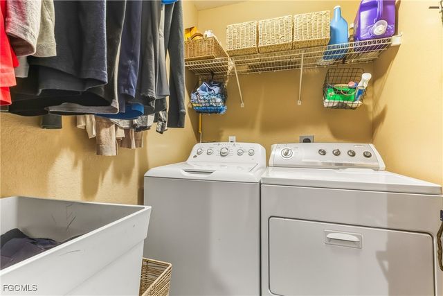 1023 SE 4th ST, Cape Coral, FL 33990