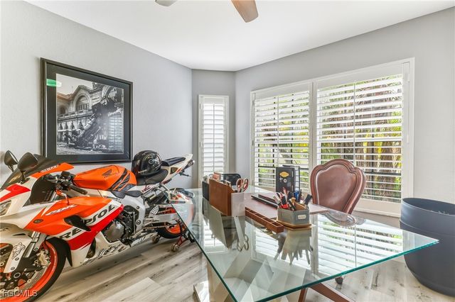 1023 SE 4th ST, Cape Coral, FL 33990