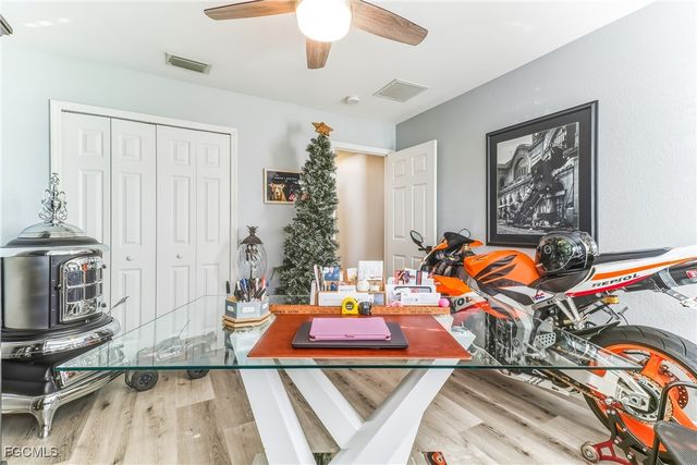 1023 SE 4th ST, Cape Coral, FL 33990