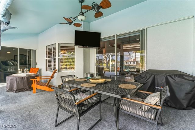 1023 SE 4th ST, Cape Coral, FL 33990